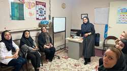 برگزاری کلاس آموزشی خود مراقبتی در افسردگی در مرکز خدمات جامع سلامت شهری آیت
